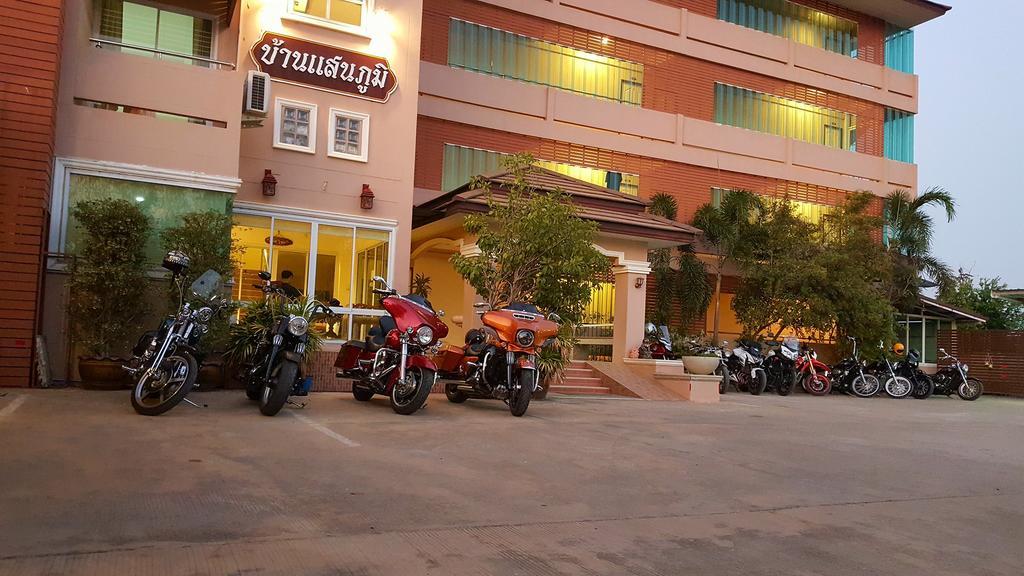Baan Sanpoom Hotel Phitsanulok Bagian luar foto